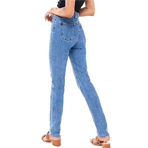 BDG Girlfriend High Rise Medium Wash Jeans Size 24 - Picture 3 of 13